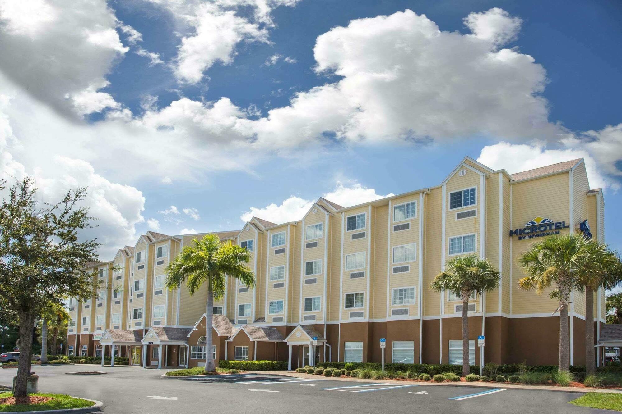 Quality Inn & Suites Lehigh Acres Fort Myers Extérieur photo